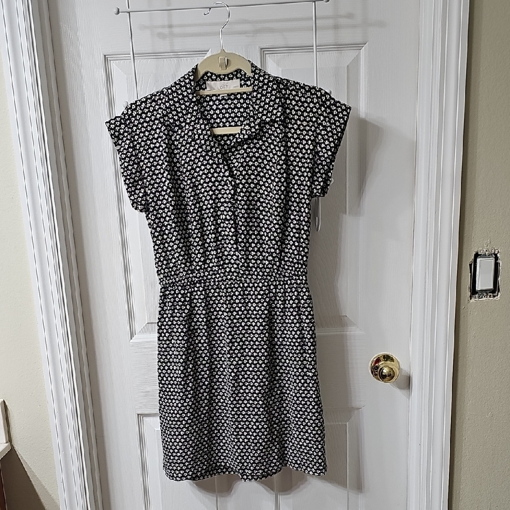 LOFT Black and White Patterned Mini Dress, Size Petite 00